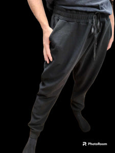 SOLID BLACK - BUTTER FLEECE LINED UNISEX JOGGERS